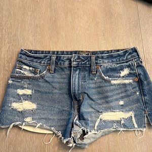 Abercrombie & Fitch Low Rise Short
